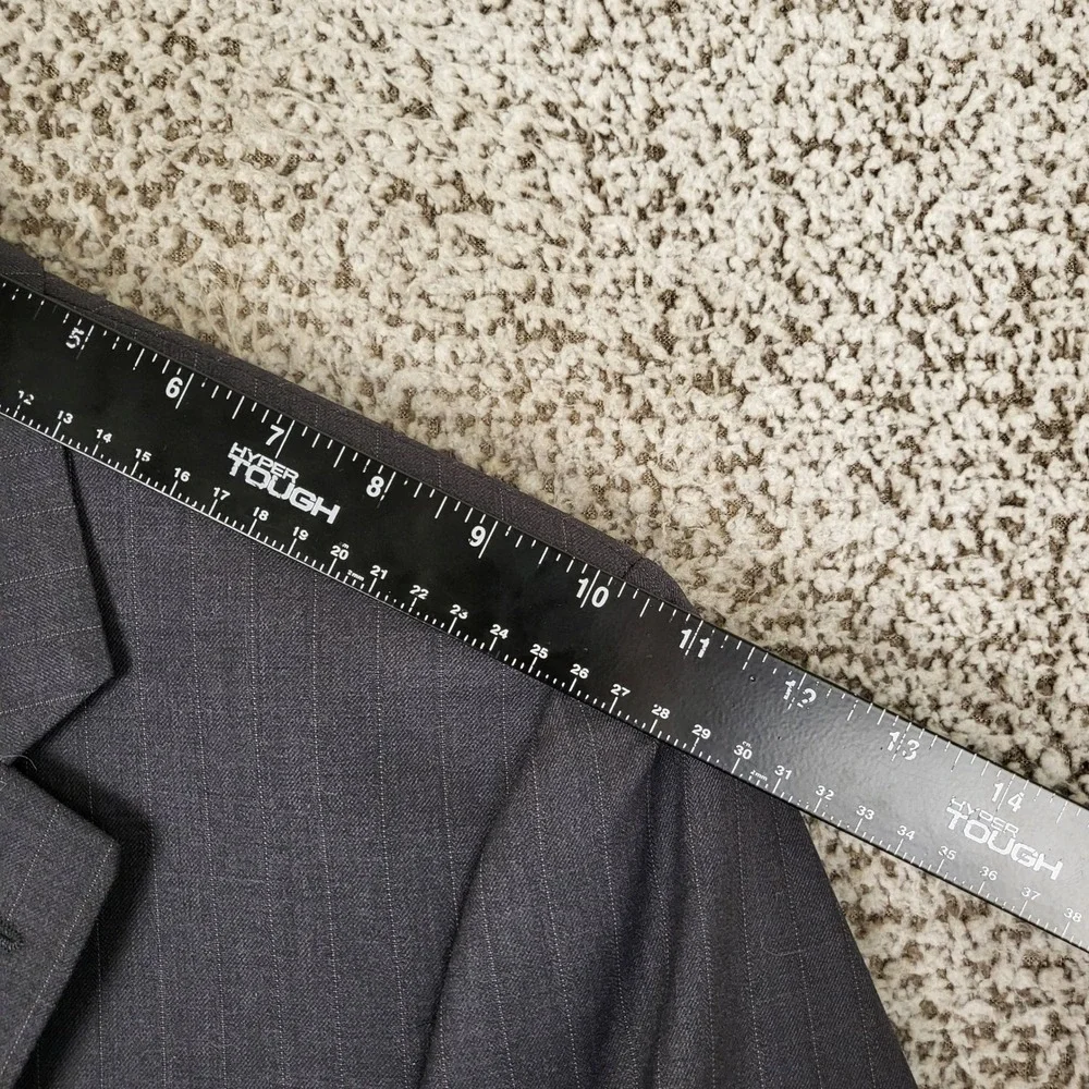 LRL Ralph Lauren Men's‎ Gray Pinstripe 100% Wool Blazer 40R